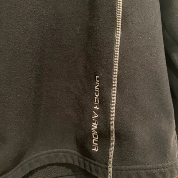 Under Armour Half-zip sweatshirt size L - Picture 4 of 5